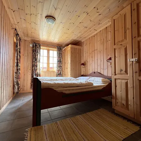 3-story Near Slopes With Sauna And Views Beitostolen