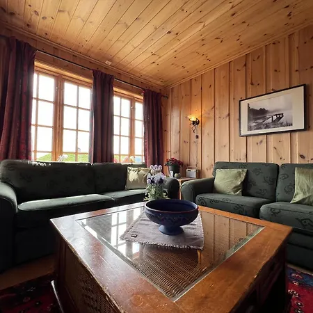펜션 3-story Near Slopes With Sauna And Views *
