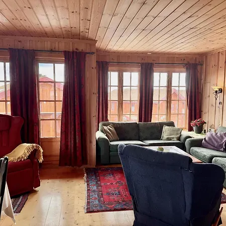 3-story Near Slopes With Sauna And Views * Beitostolen