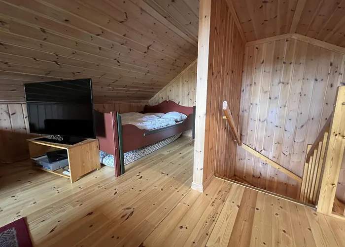 Prázdninový dům 3-story Near Slopes With Sauna And Views